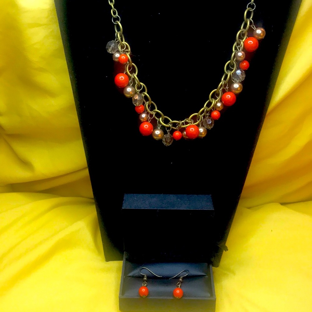 Necklace & Earrings